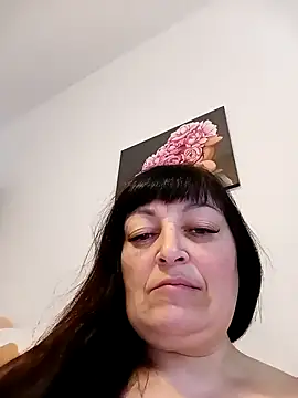 Snapshot of Women-pleasures chatting on December 14, 2024, 8:13 am Women-pleasures online show from December 14, 2024, 8:13 am