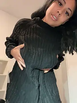 HaileyDiana online show from February 11, 2026, 3:17 pm