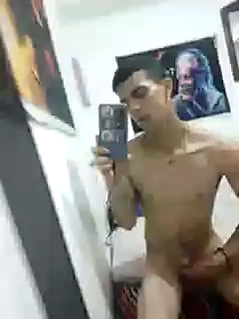 Snapshot of Restrepo300 chatting on December 11, 2024, 2:09 am Restrepo300 online show from December 11, 2024, 2:09 am