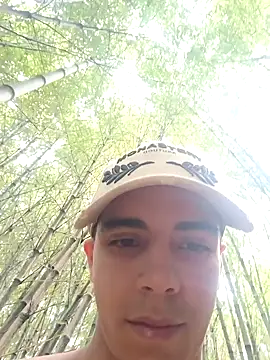 Snapshot of Restrepo300 chatting on November 29, 2025, 6:00 pm Restrepo300 online show from November 29, 2025, 6:00 pm