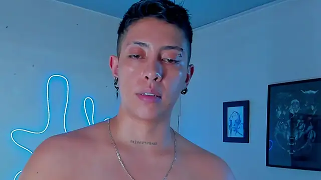 Aleja1214 online show from October 22, 2025, 5:19 am