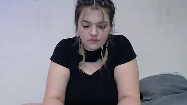 Snapshot of AnitaWillias chatting on February 23, 2025, 2:18 am AnitaWillias online show from February 23, 2025, 2:18 am