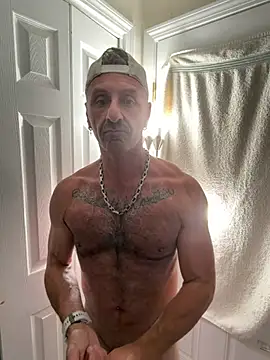 Snapshot of DaddySnowXX chatting on July 20, 2026, 6:38 am DaddySnowXX online show from July 20, 2026, 6:38 am