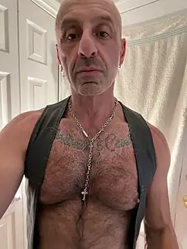 Snapshot of DaddySnowXX chatting on July 22, 2026, 6:49 am DaddySnowXX online show from July 22, 2026, 6:49 am
