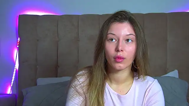 LiliaBianka online show from November 10, 2025, 6:23 am