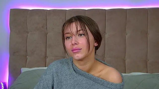 LiliaBianka online show from November 17, 2025, 6:30 am