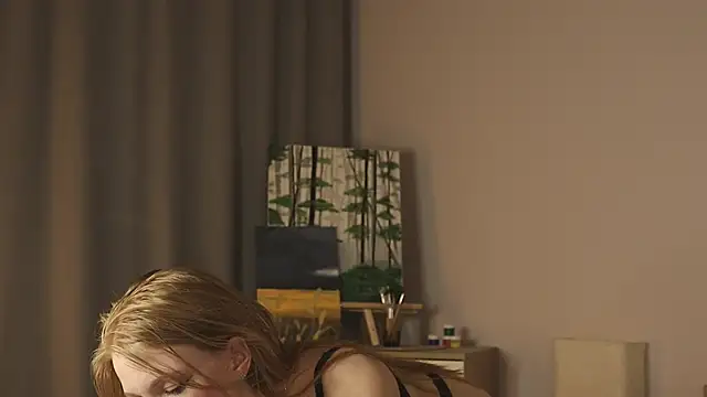 AliceLebel online show from April 18, 2026, 4:00 pm