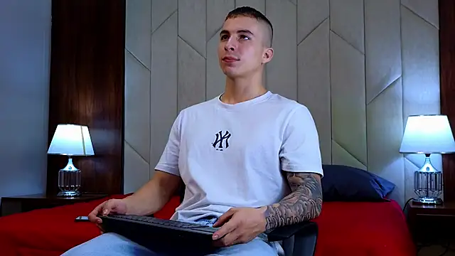 AsmodeoCox online show from January 15, 2025, 9:41 pm