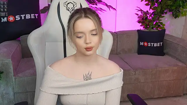 Cassy-Celestial  online show from December 27, 2024, 2:36 am