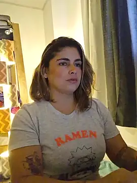 Juliietha servas online show from March 31, 2026, 8:42 pm