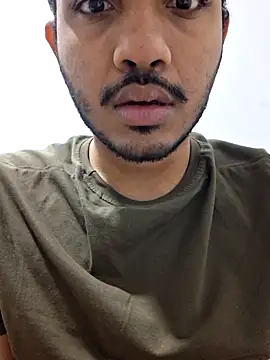 alesssterling online show from November 14, 2025, 8:13 am