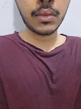 alesssterling online show from April 16, 2026, 2:45 am