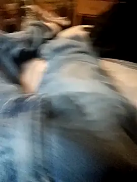 ySqmbVanbe online show from November 7, 2025, 10:43 pm