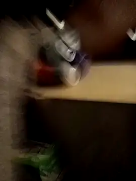 ySqmbVanbe online show from December 1, 2025, 3:50 pm