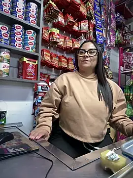 Snapshot of Sol_biglips chatting on December 11, 2024, 12:12 am Sol biglips online show from December 11, 2024, 12:12 am