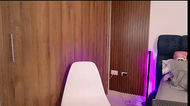 Snapshot of SophiaKarson chatting on September 13, 2025, 7:13 pm SophiaKarson online show from September 13, 2025, 7:13 pm