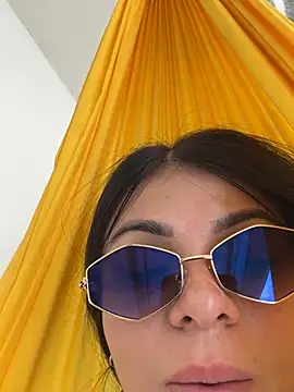 Snapshot of SophiaKarson chatting on February 7, 2026, 6:33 pm SophiaKarson online show from February 7, 2026, 6:33 pm