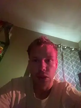 Snapshot of Mikeswanston chatting on June 27, 2026, 8:58 pm Mikeswanston online show from June 27, 2026, 8:58 pm