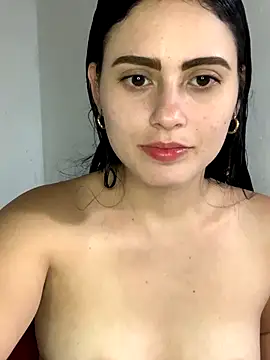 Azuna25 online show from September 12, 2025, 8:31 pm