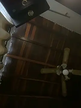 Snapshot of tom_thick chatting on December 18, 2024, 10:13 pm tom thick online show from December 18, 2024, 10:13 pm