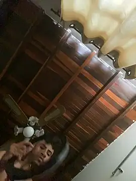 Snapshot of tom_thick chatting on January 19, 2025, 6:53 pm tom thick online show from January 19, 2025, 6:53 pm