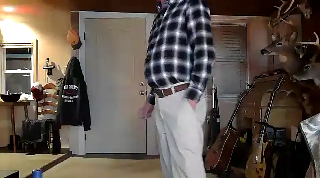 Bramro409 online show from December 5, 2024, 2:20 am