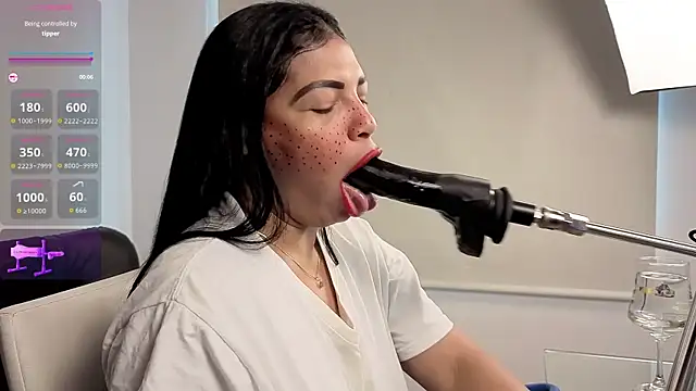 Anabel693 online show from April 19, 2026, 2:16 pm