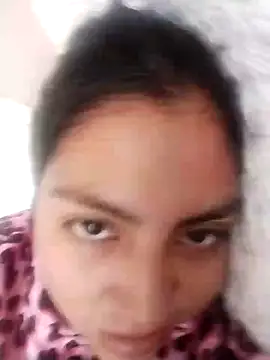 Snapshot of Valeer_abby chatting on January 2, 2025, 12:35 pm Valeer abby online show from January 2, 2025, 12:35 pm