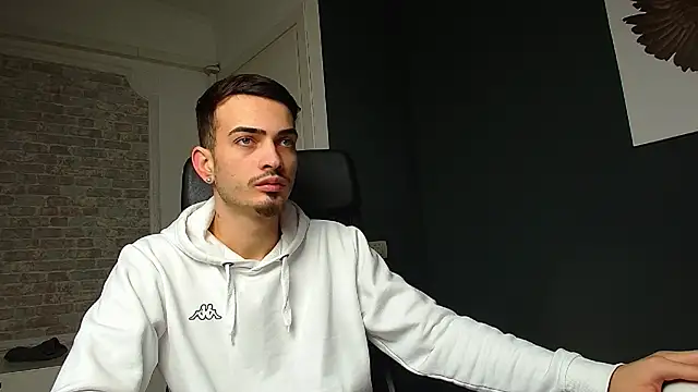 BrandonTate online show from February 1, 2025, 9:43 am