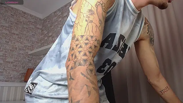 BrandonTate online show from September 23, 2025, 10:29 am