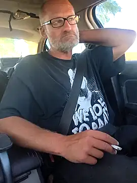 FloppyPickle4u online show from April 8, 2026, 2:28 pm