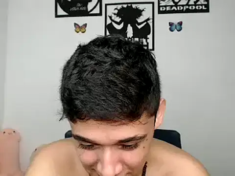 kaiine190 online show from February 14, 2025, 4:47 am