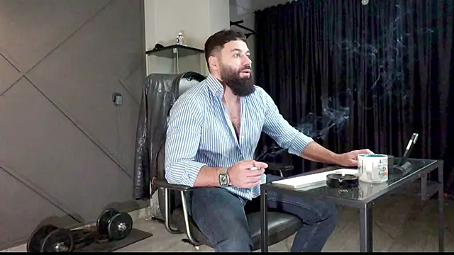 mattmasterss online show from December 23, 2024, 2:24 am