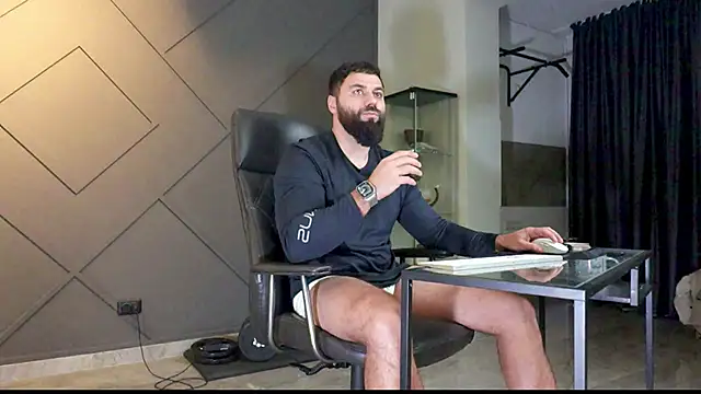 mattmasterss online show from January 27, 2025, 5:48 pm