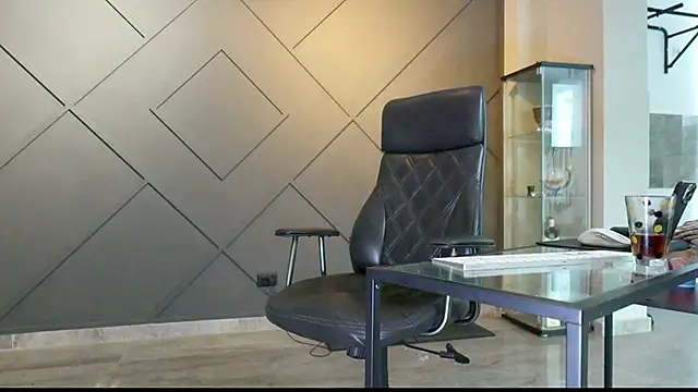 mattmasterss online show from February 18, 2025, 8:27 am