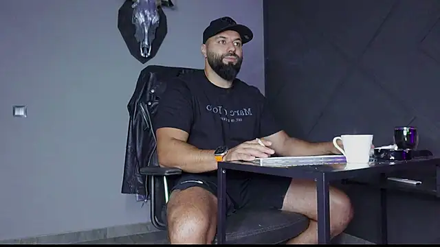 mattmasterss online show from September 13, 2025, 8:19 pm