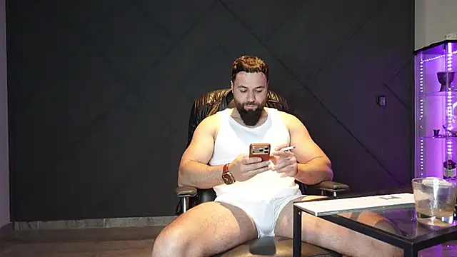 mattmasterss online show from April 19, 2026, 7:38 pm