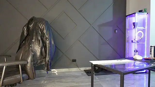 mattmasterss online show from May 21, 2026, 11:12 pm