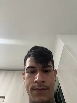 JAYCOB00 online show from December 13, 2024, 2:43 am