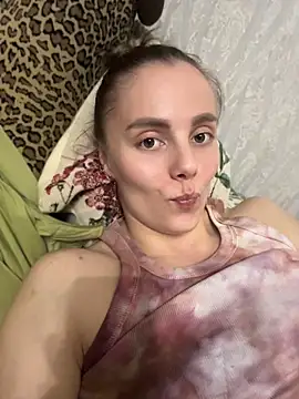 Snapshot of AlisaKissss chatting on May 26, 2026, 8:16 pm AlisaKissss online show from May 26, 2026, 8:16 pm