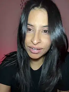 Snapshot of _elektrah chatting on July 6, 2026, 2:52 am elektrah online show from July 6, 2026, 2:52 am
