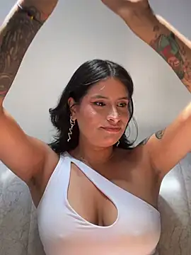 Snapshot of _elektrah chatting on July 24, 2026, 5:00 pm elektrah online show from July 24, 2026, 5:00 pm
