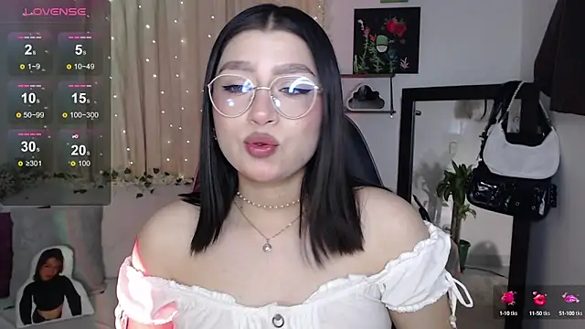 mily thomson b  online show from October 8, 2025, 1:58 am