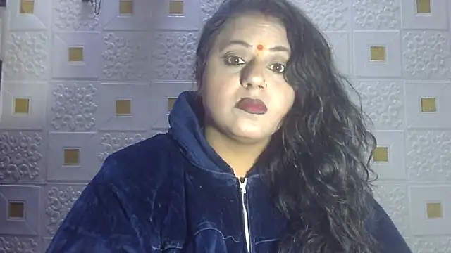 Sexy komolika online show from February 6, 2025, 4:25 pm