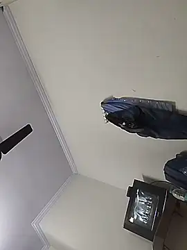 DADDY69SS online show from April 18, 2026, 6:12 pm