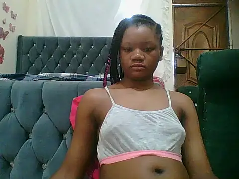 HotJeylee online show from November 29, 2025, 7:55 am