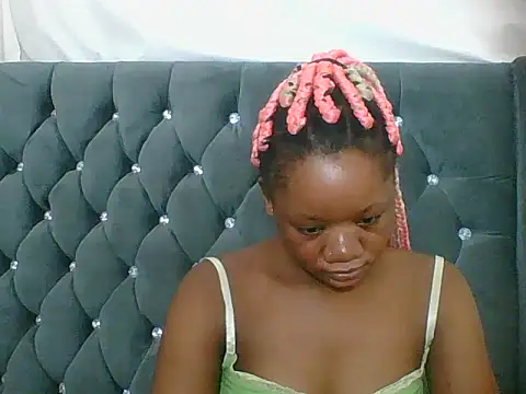 HotJeylee online show from March 1, 2026, 7:05 pm