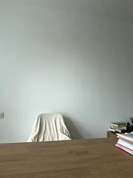 streetdoll online show from November 5, 2025, 9:09 am