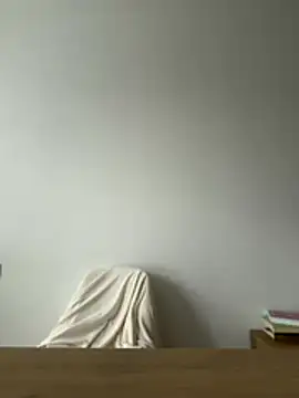 streetdoll online show from November 24, 2025, 3:34 pm