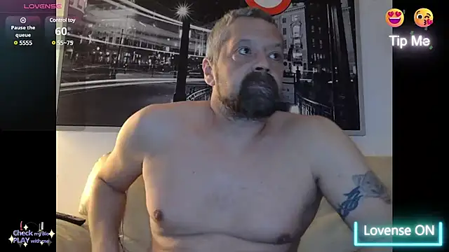 Snapshot of northman1977 chatting on January 10, 2025, 8:26 pm northman1977 online show from January 10, 2025, 8:26 pm